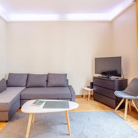 Appartement Place Du Trocadero ปารีส ภายนอก รูปภาพ