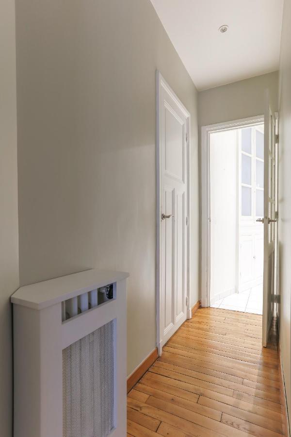 Appartement Place Du Trocadero ปารีส ภายนอก รูปภาพ