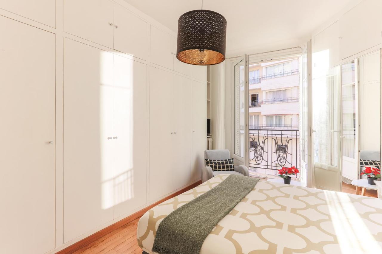 Appartement Place Du Trocadero ปารีส ภายนอก รูปภาพ
