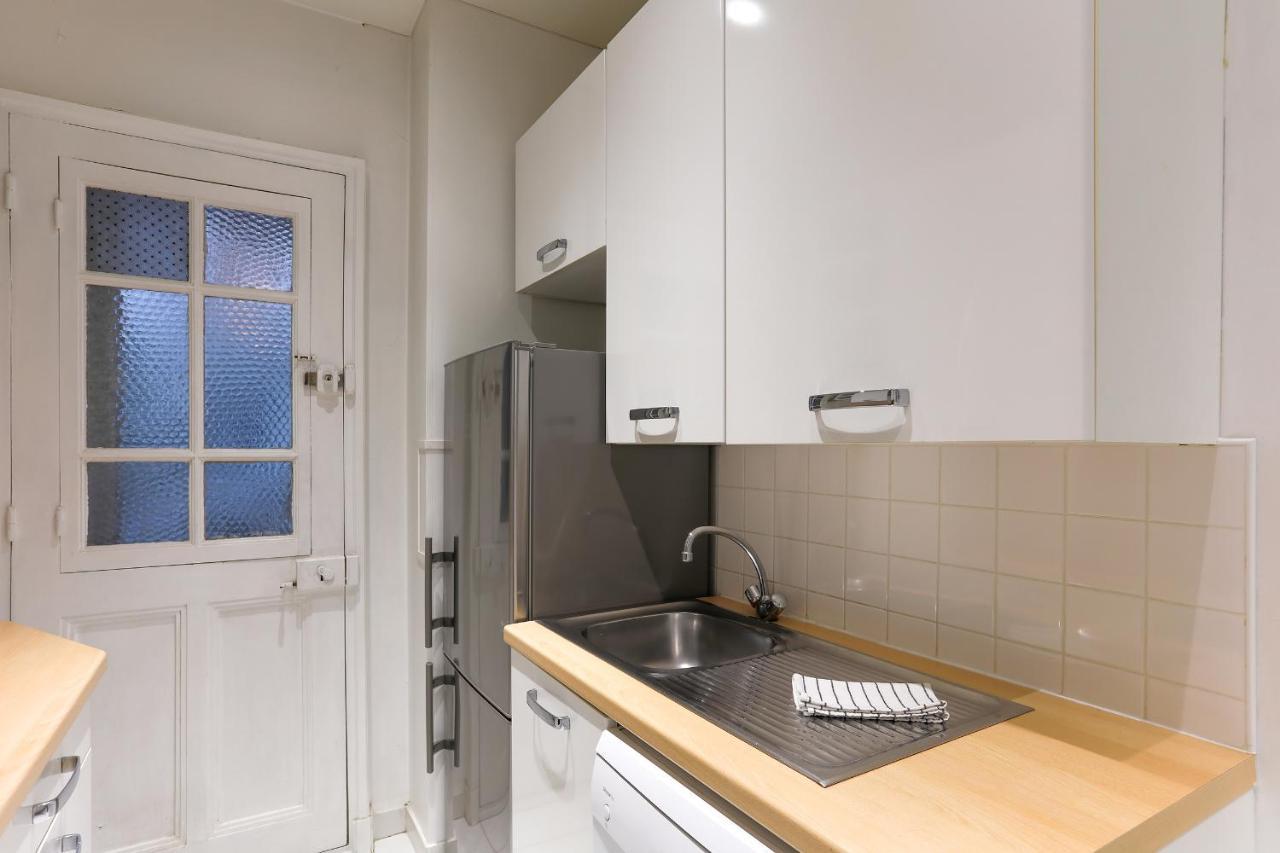 Appartement Place Du Trocadero ปารีส ภายนอก รูปภาพ